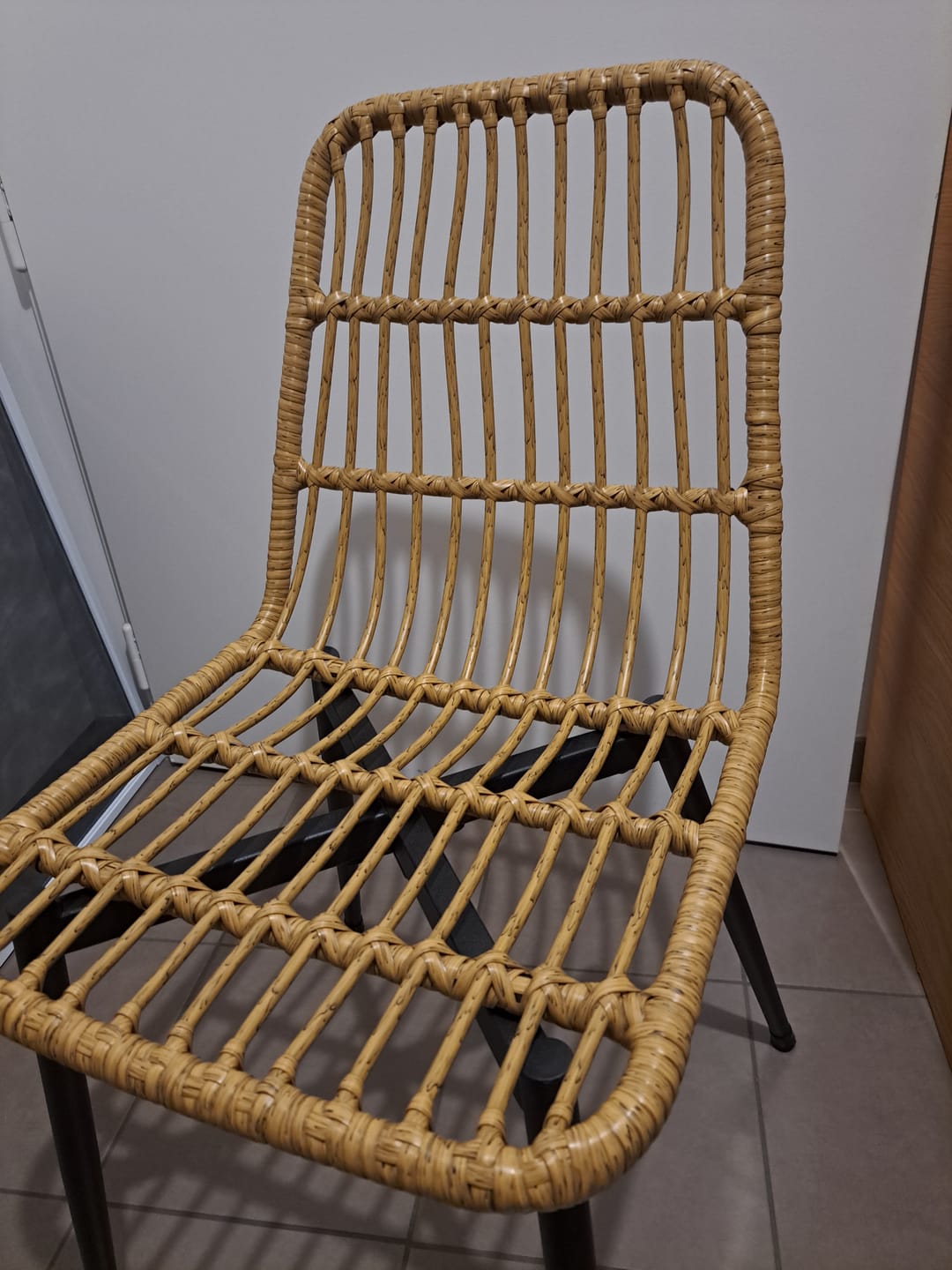 Customer photo review of BANGKOK - Lot de 4 chaises en métal et rotin