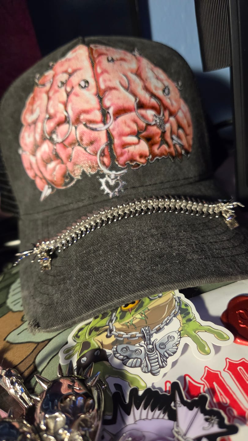 Customer photo review of SCATTER BRAIN HAT