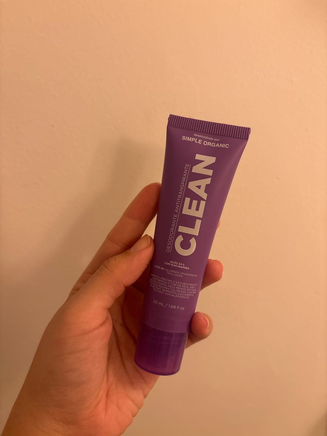 Customer photo review of Clean Desodorante