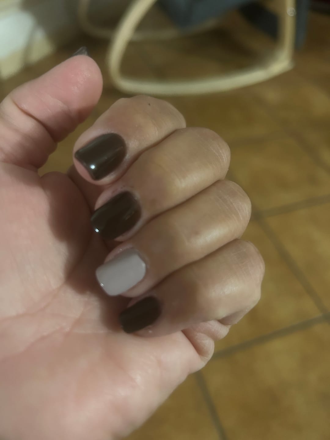 Customer photo review of Smalto Semipermanente LCI -  Grigio Tortora