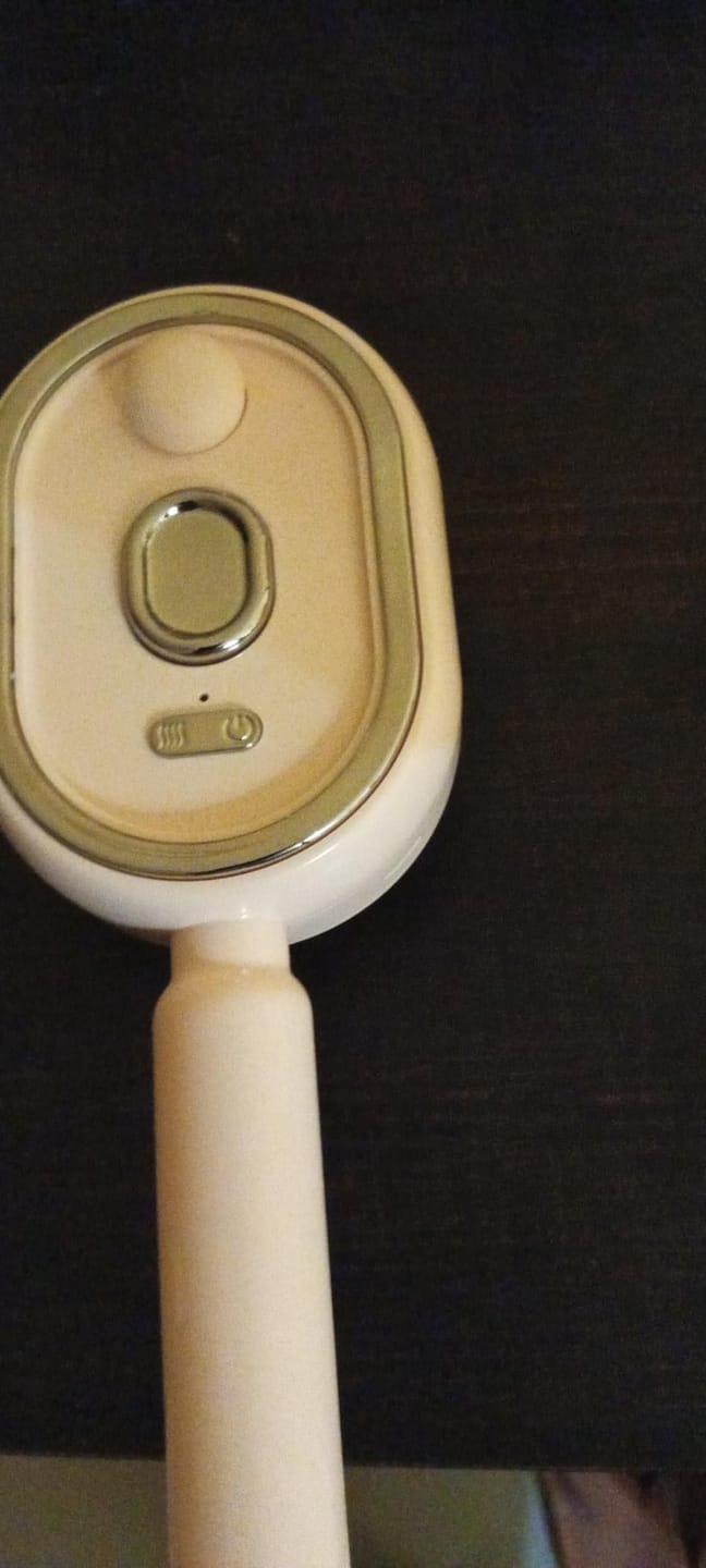 Customer photo review of Electric Spray Air Massage Comb