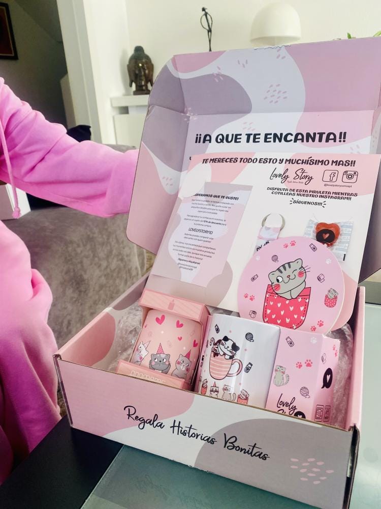 Customer photo review of Vela Aromática - Neon Score - Amaderado
