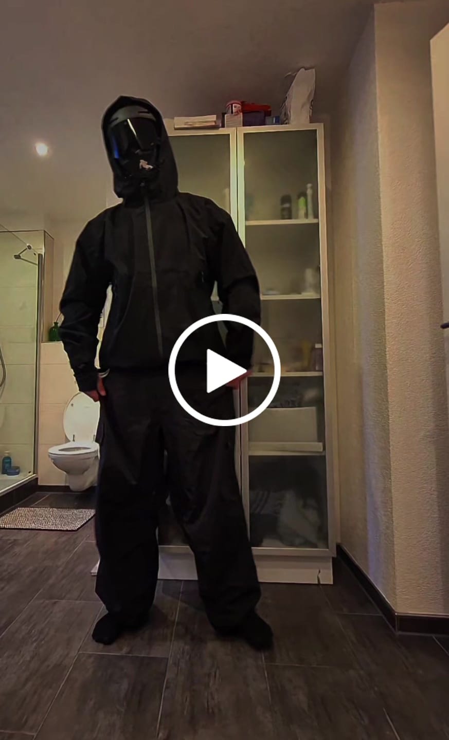 Customer video review of Men's Black Baggy Wear-resistant Waterproof Snow Pants