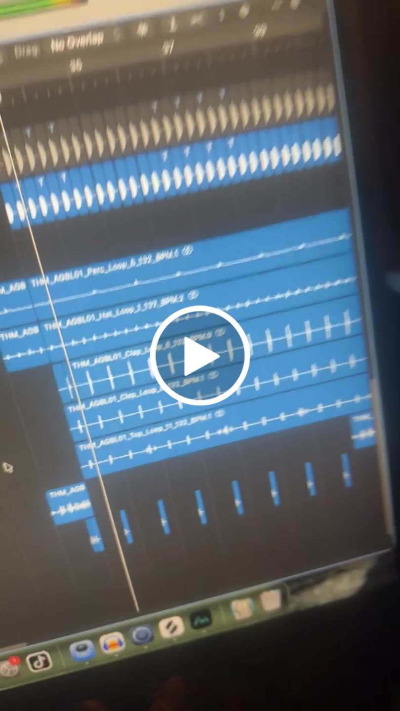 Customer video review of 🎁 Swing Theory Vol.1 - UKG x House - Sample Pack (100% off)