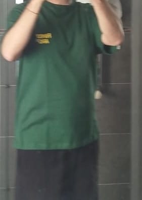 Customer photo review of Remera Familyarg Tired Supersized Verde