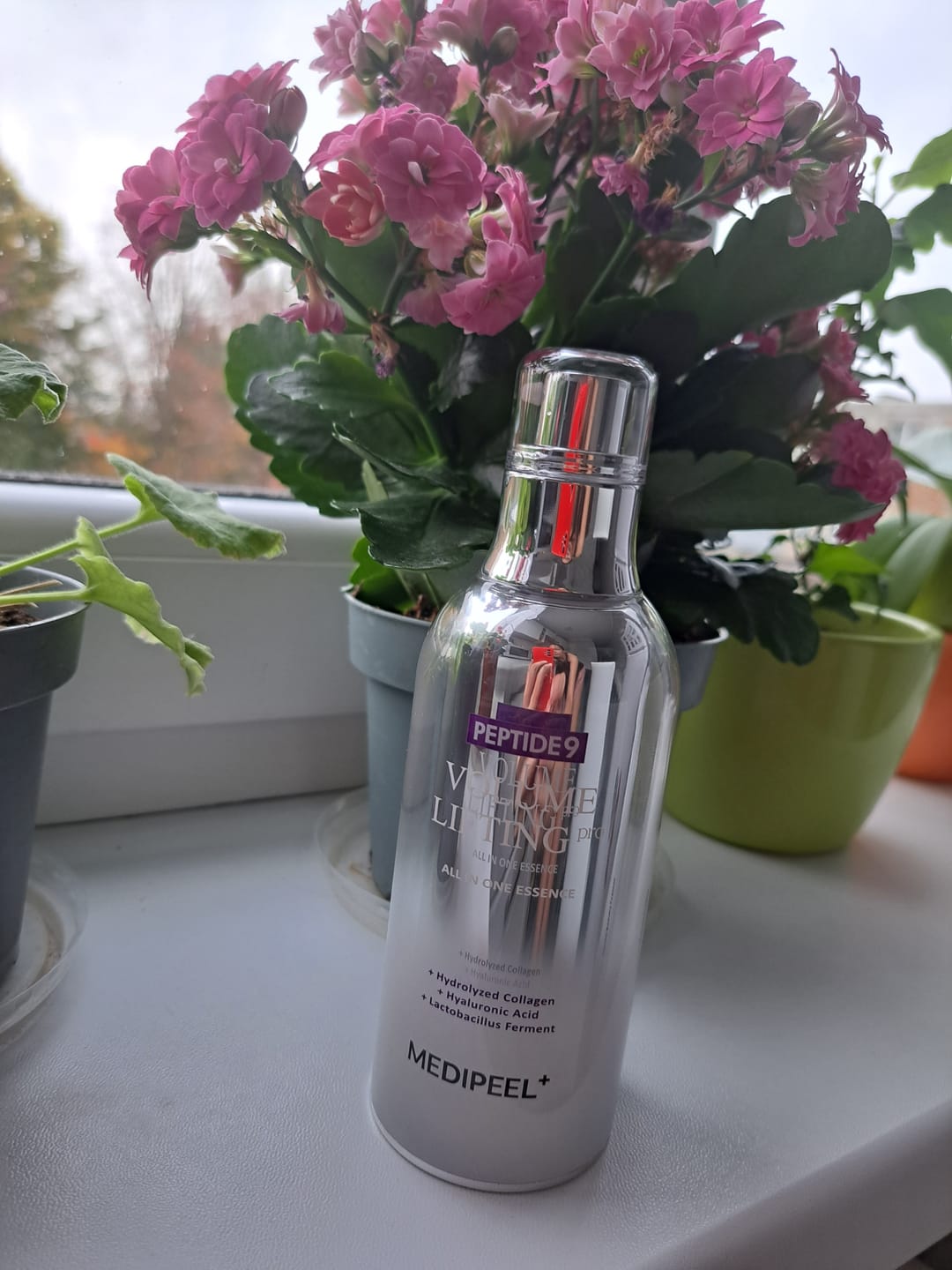 Customer photo review of Mitrinošs peptīdu izsmidzināmais līdzeklis ādas tvirtuma palielināšanai Medi-Peel Peptide 9 Aqua Volume Tox Mist PRO