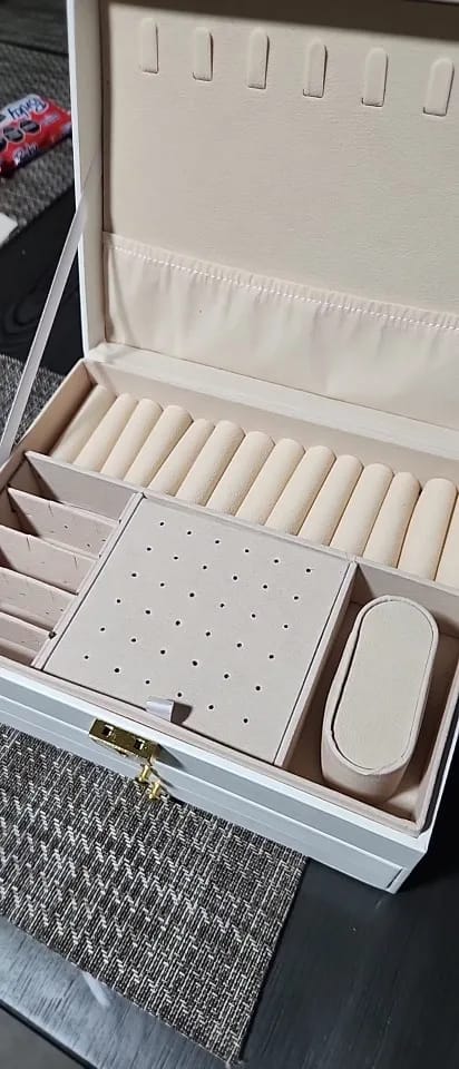 Customer photo review of Boîte à bijoux tiroir – Rangement malin et chic