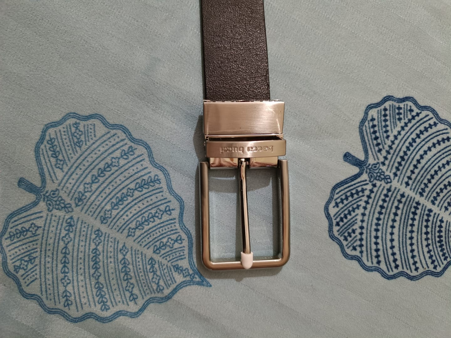 Customer photo review of Bacca Bucci Men's 35 MM Nickle-Free Reversible Clamp Belt Buckle with Branding
