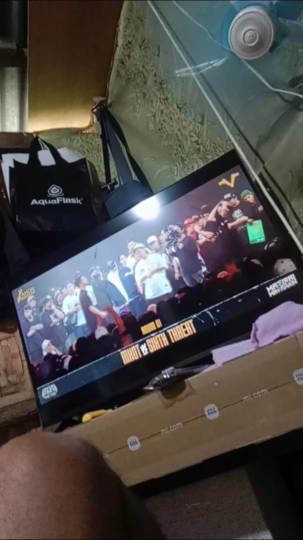 Customer photo review of Google Chromecast with Google TV - Streaming Entertainment with Voice Search - Watch Movies, Shows, and Live TV in 4K HDR Streaming Media Player - Includes Pouch and Cleaning Cloth
