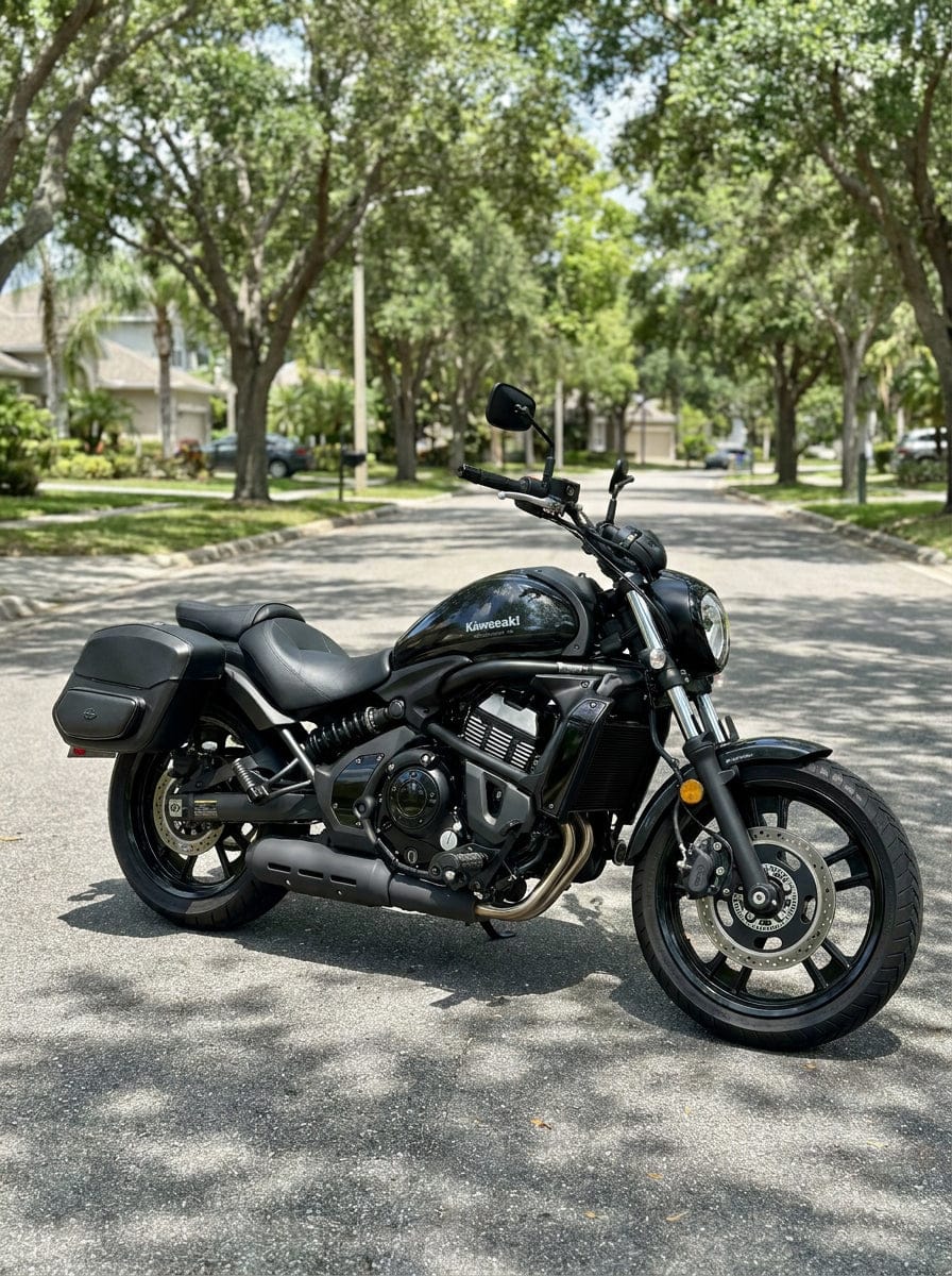 Customer photo review of 24L - Ironclad Quick-Mount Medium Kawasaki Vulcan S Leather Wrapped Hard Saddlebags