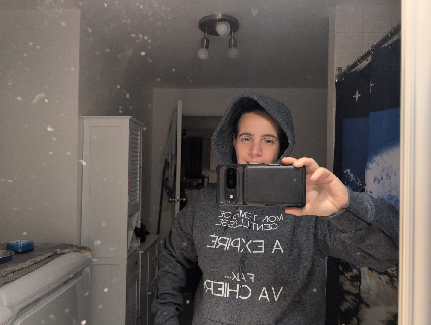 Customer photo review of HOODIE / TEMPS DE GENTILLESSE EXPIRÉ