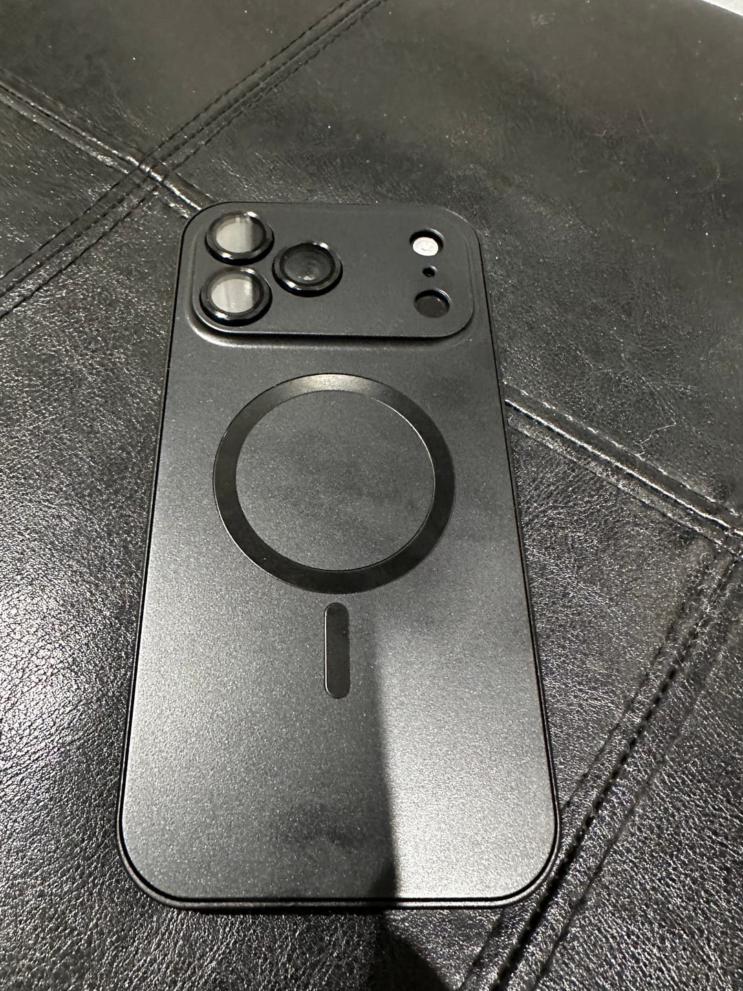 Customer photo review of MagCase Metal