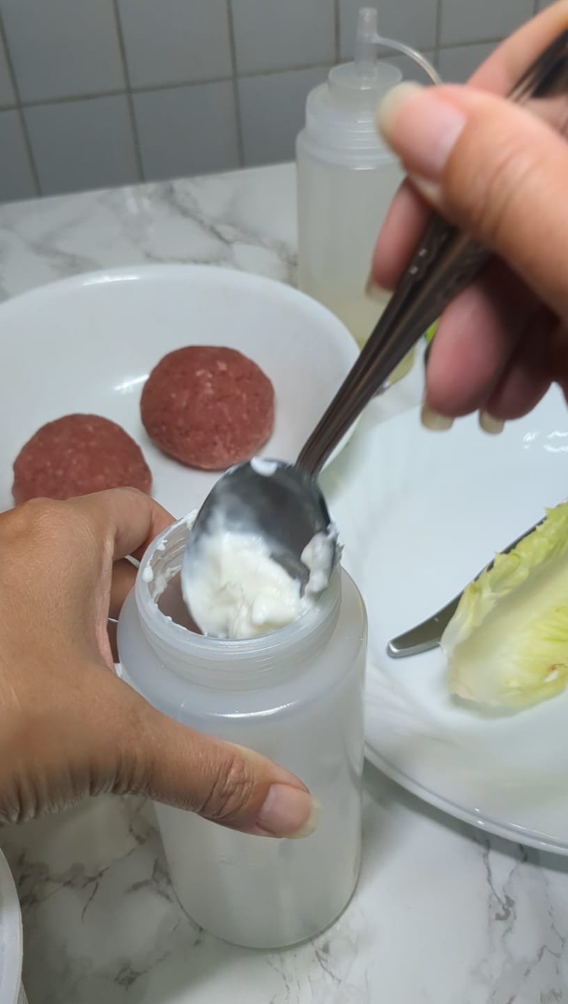 Customer photo review of Brander Easy Squeezy Sauce Bottles
