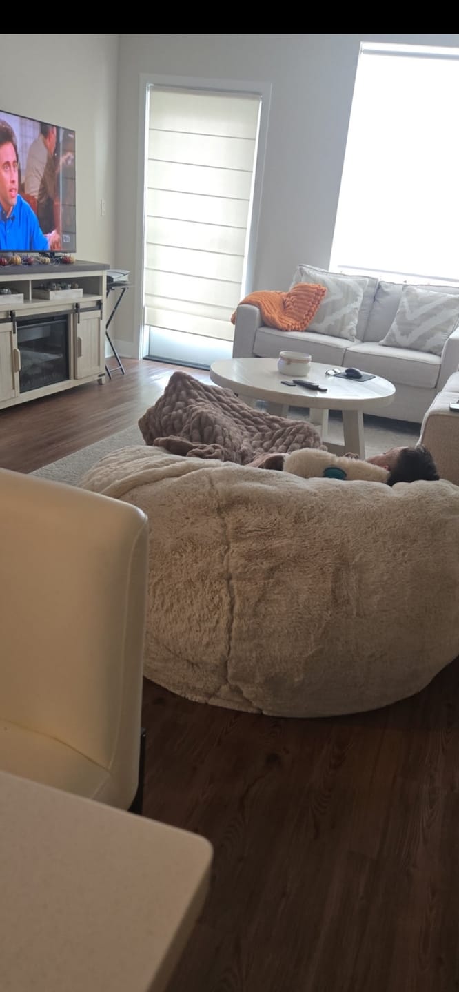 Customer photo review of Hugs Light Mountain Trail Blanket