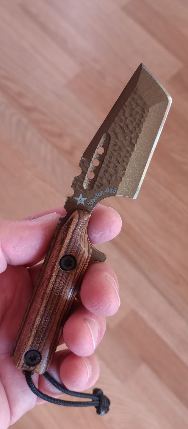 Customer photo review of Severed Metal Works Zealot Fixed Blade – 2.5” Tanto Blade, 80CrV2 Steel, Micarta Scales – Made in USA