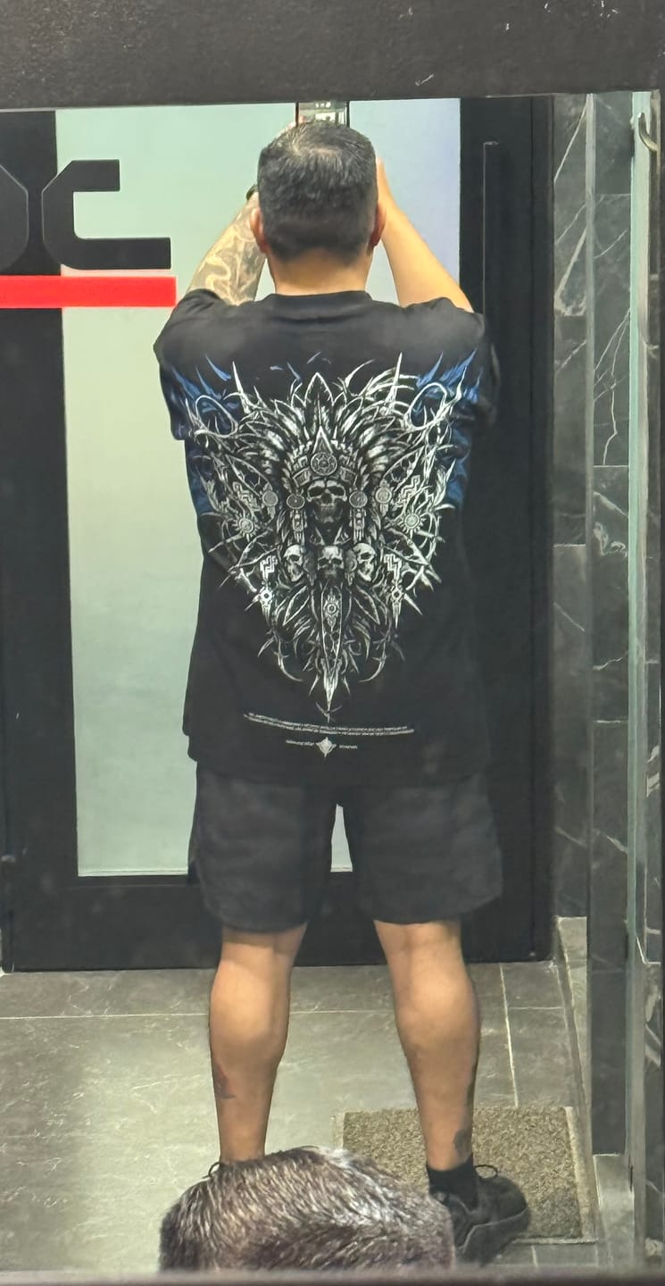 Customer photo review of Playera Oversize OBSIDIANA 03| Obsidiana Drop