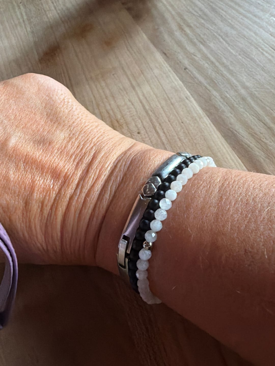 Customer photo review of Mondstein Armband - Naturperlen
