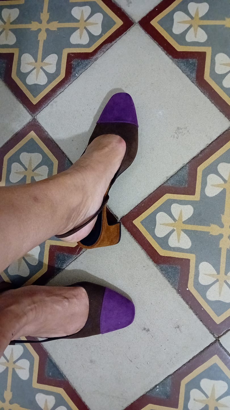 Customer photo review of CHANEL GABRIELLA MORO/VIOLA