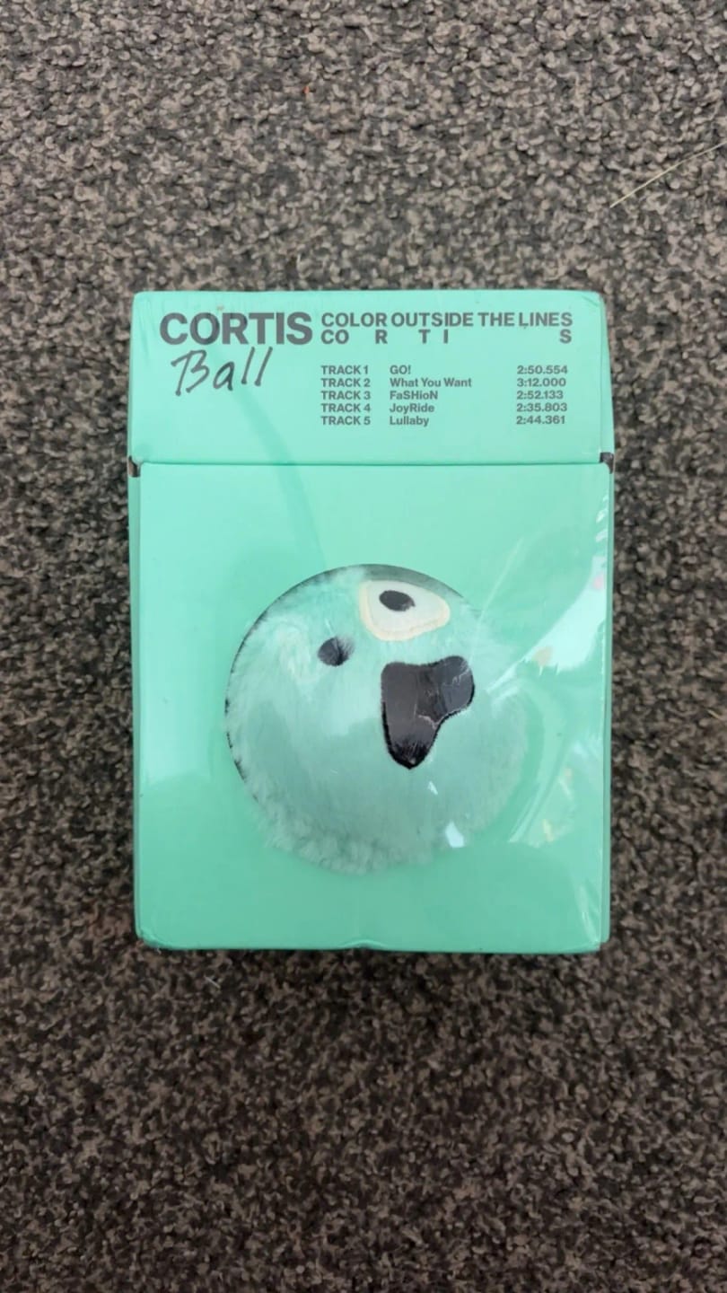 Customer photo review of COLOR OUTSIDE THE LINES Album - CORTIS Ball Ver.