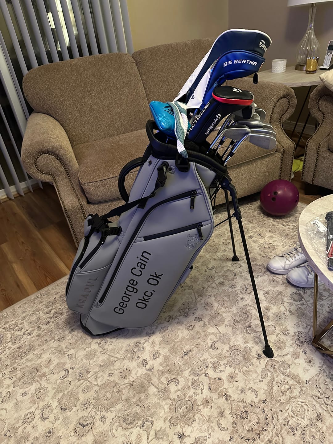 Customer photo review of LUX 9.5" 14-Way Hybrid Stand Bag: Fossil Gray [Customize]