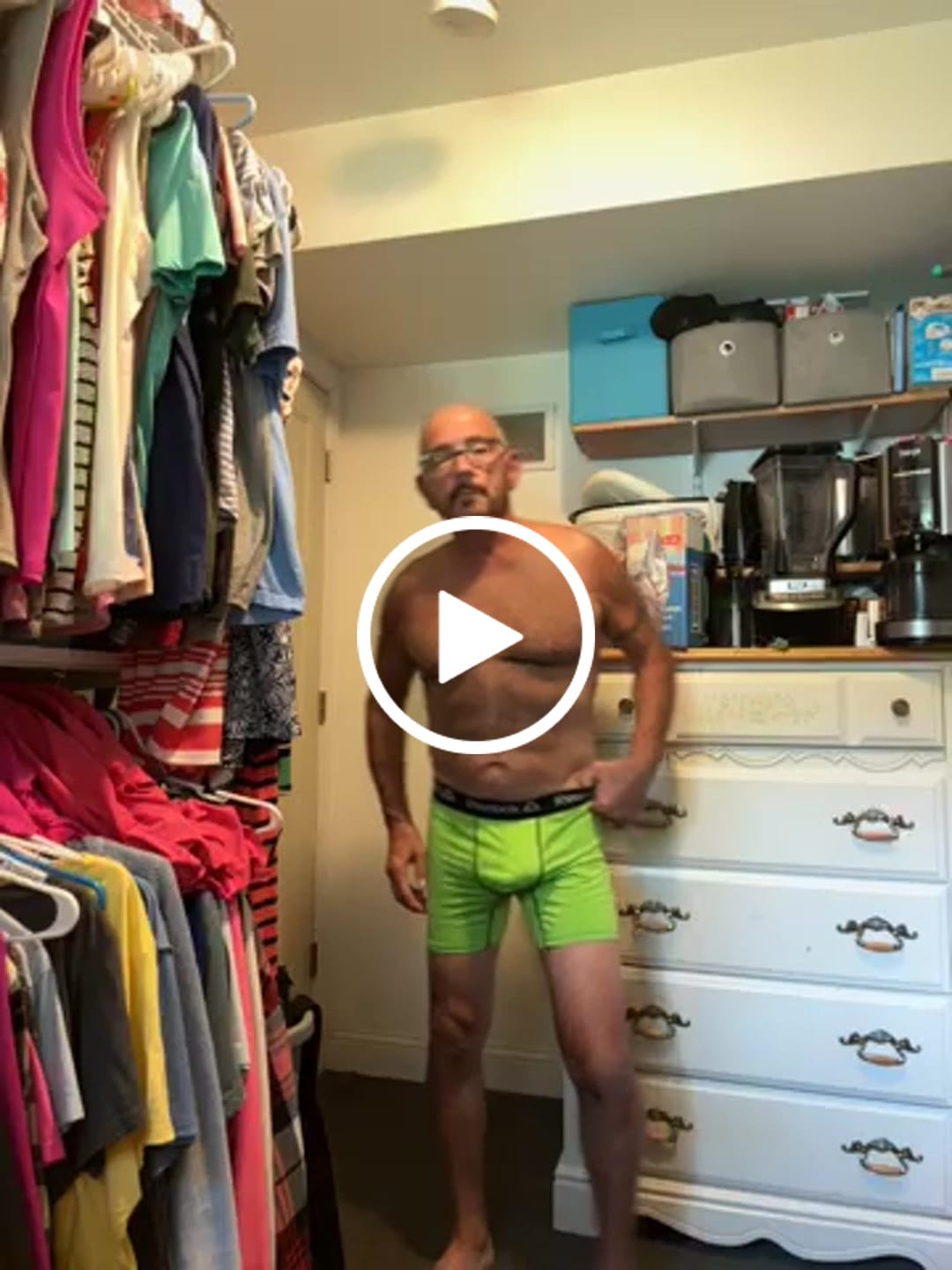 Customer video review of Men's Ultra-Soft Seamless Nylon Briefs Breathable Cooling Fit