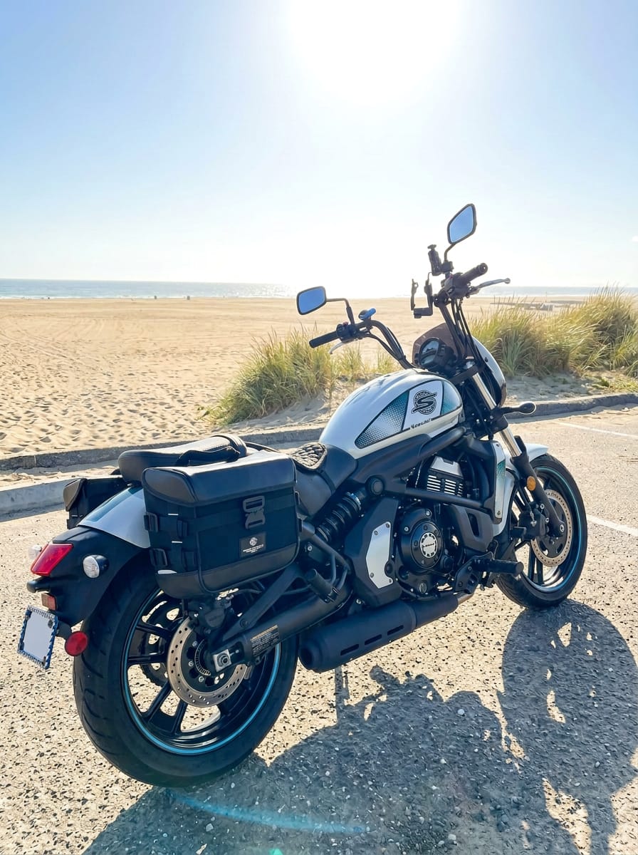 Customer photo review of 20L - Incognito Quick-Mount Small Kawasaki Vulcan S VN650 Saddlebags