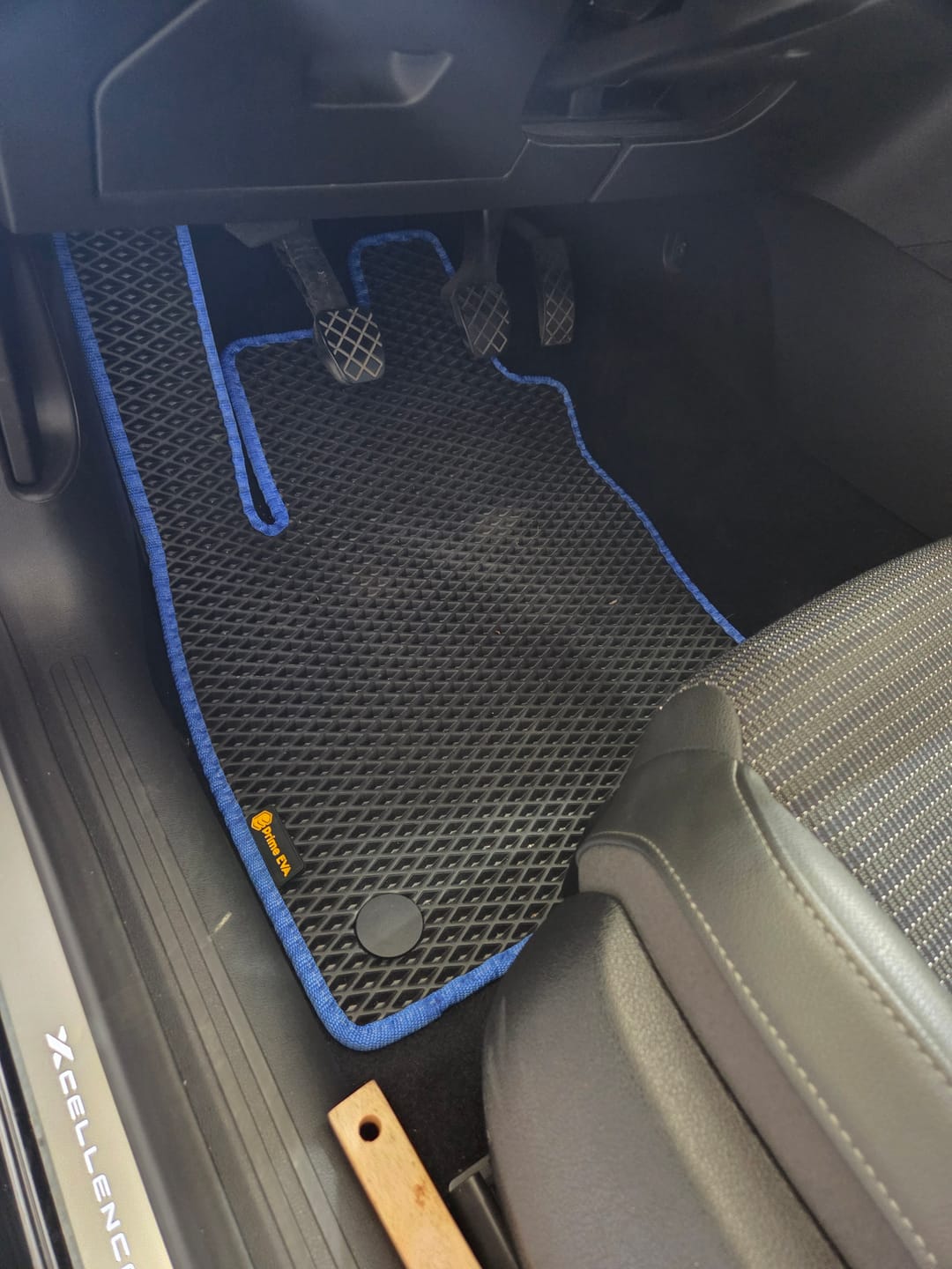 Customer photo review of Auto Fußmatten nach Maß - Komplettset
