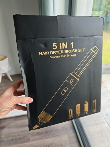 Customer photo review of AQUALYA HairPro™ 5-in-1 – One Gift, Five Styling Tools + Heat Protector
