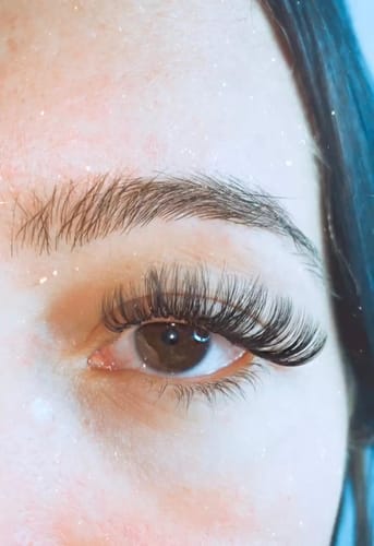 Customer photo review of Natural Everyday Cluster Lashes-Reusable