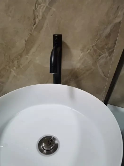 Customer photo review of Asnen - Single-Hole Single-Handle Bathroom Basin Faucet