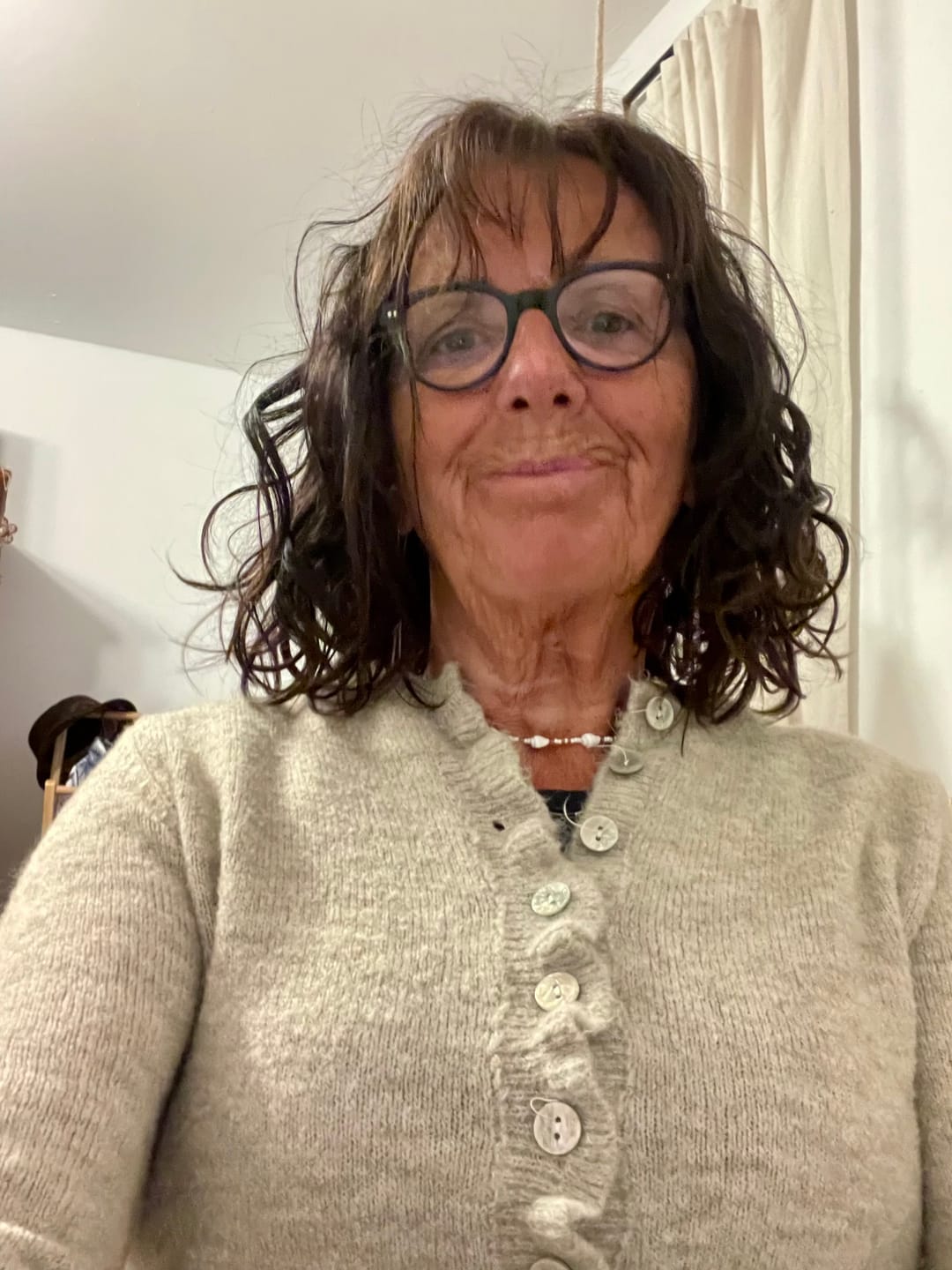 Customer photo review of Rüschen-Cardigan
