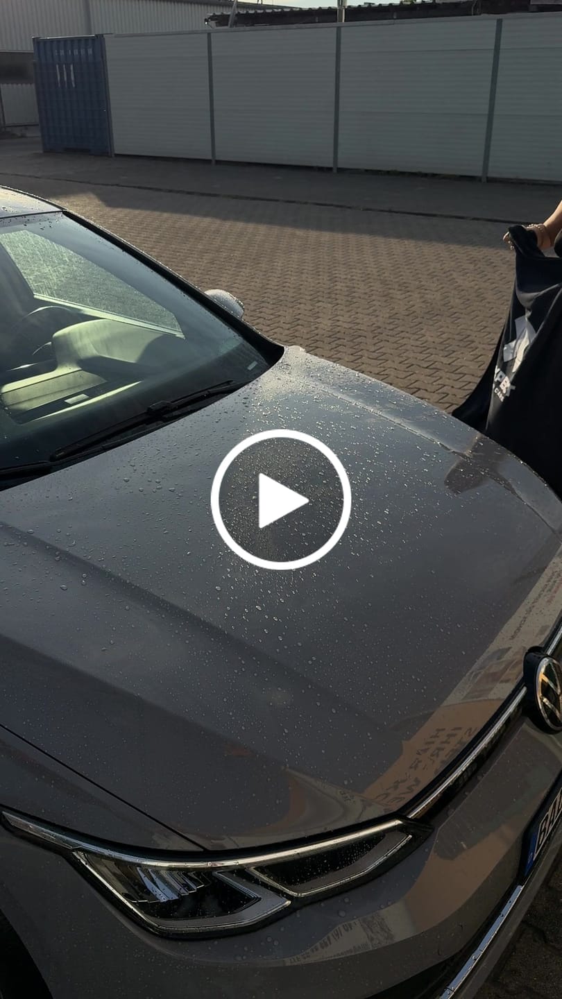 Customer video review of Pulloff Drying Towel