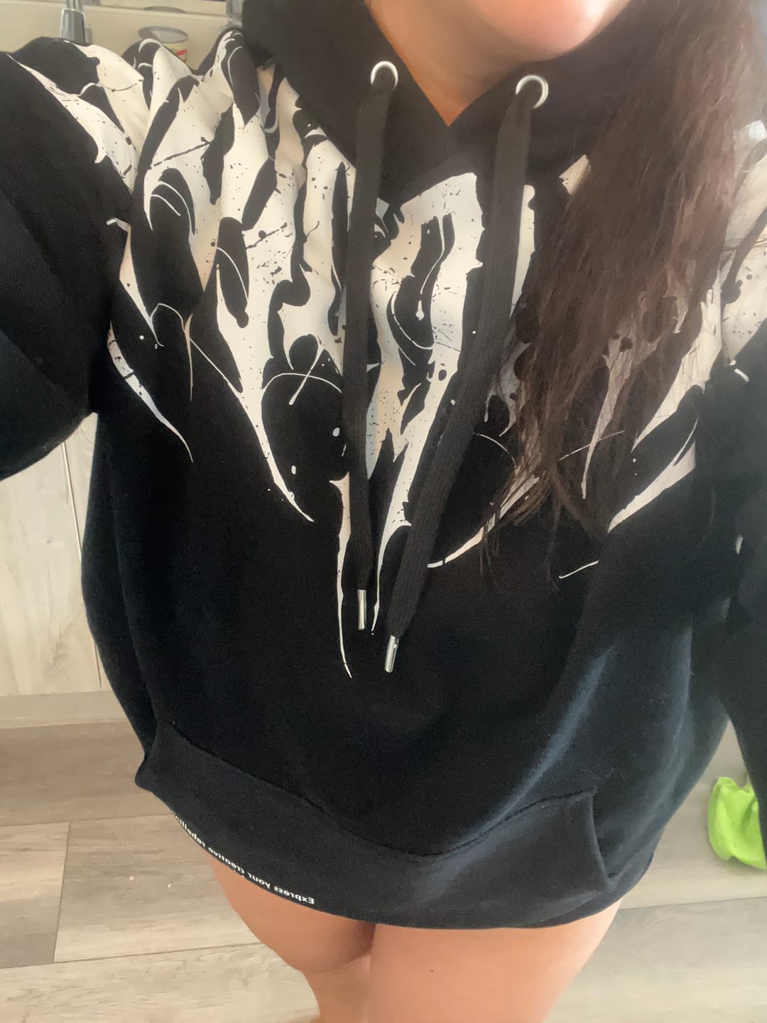 Customer photo review of HOODIE BLACK LETTER
