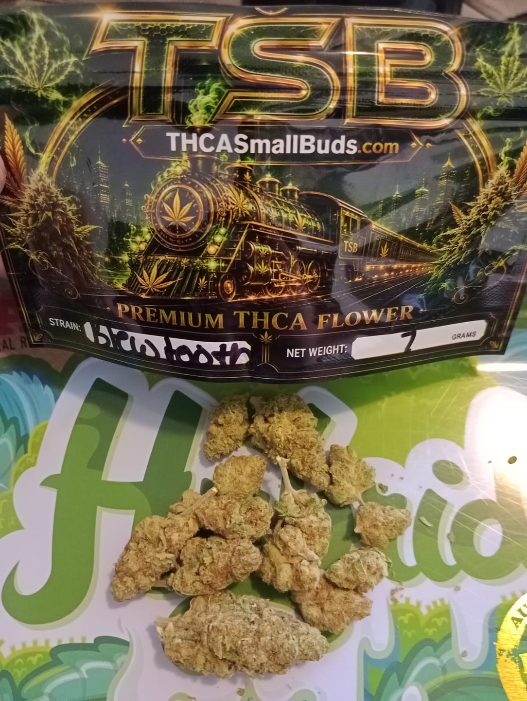 Customer photo review of Blewtooth THCA Flower