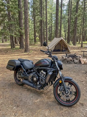 Customer photo review of 28L - Pantheon Medium Hard Mount Kawasaki Vulcan S VN650 Leather Motorcycle Saddlebags