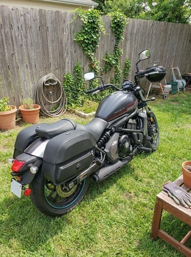 Customer photo review of 28L - Pantheon Medium Hard Mount Kawasaki Vulcan S VN650 Leather Motorcycle Saddlebags