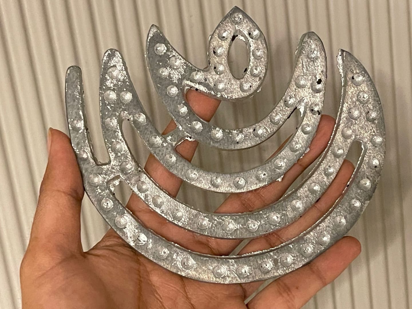 Customer photo review of Zinc Moon Helix – Vastu Remedy for North-East Direction Correction | Water Element Harmony | 4 & 6 Inch