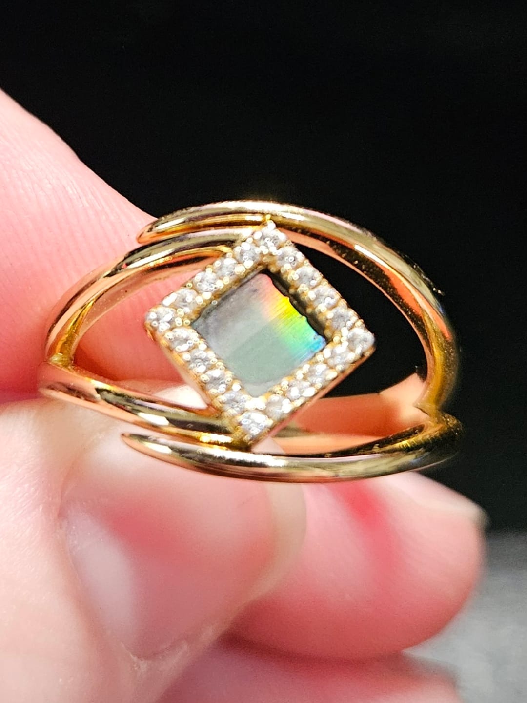 Customer photo review of TANAOR Classic Ring
