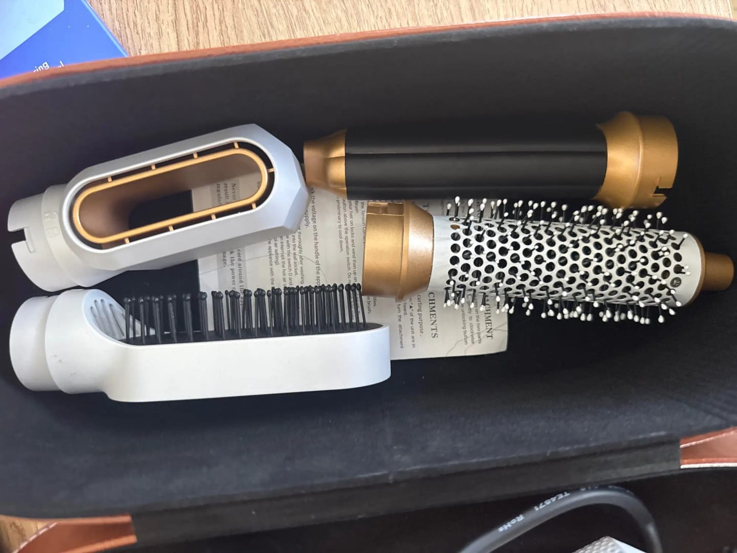 Customer photo review of AQUALYA HairPro™ 5-in-1 – One Gift, Five Styling Tools + Heat Protector