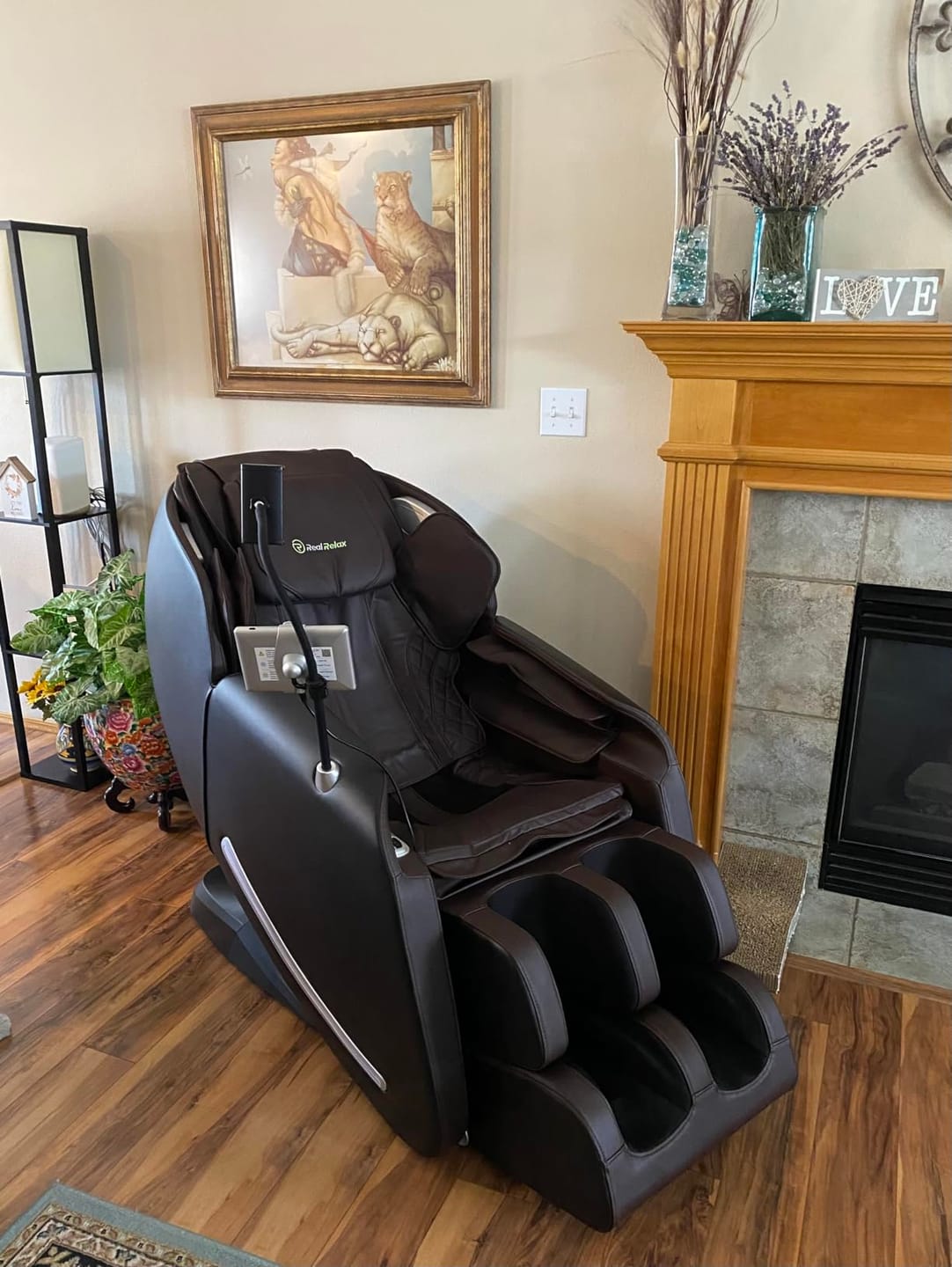 Customer photo review of Favor-06 2026 3D Zero Gravity Massage Chair Brown