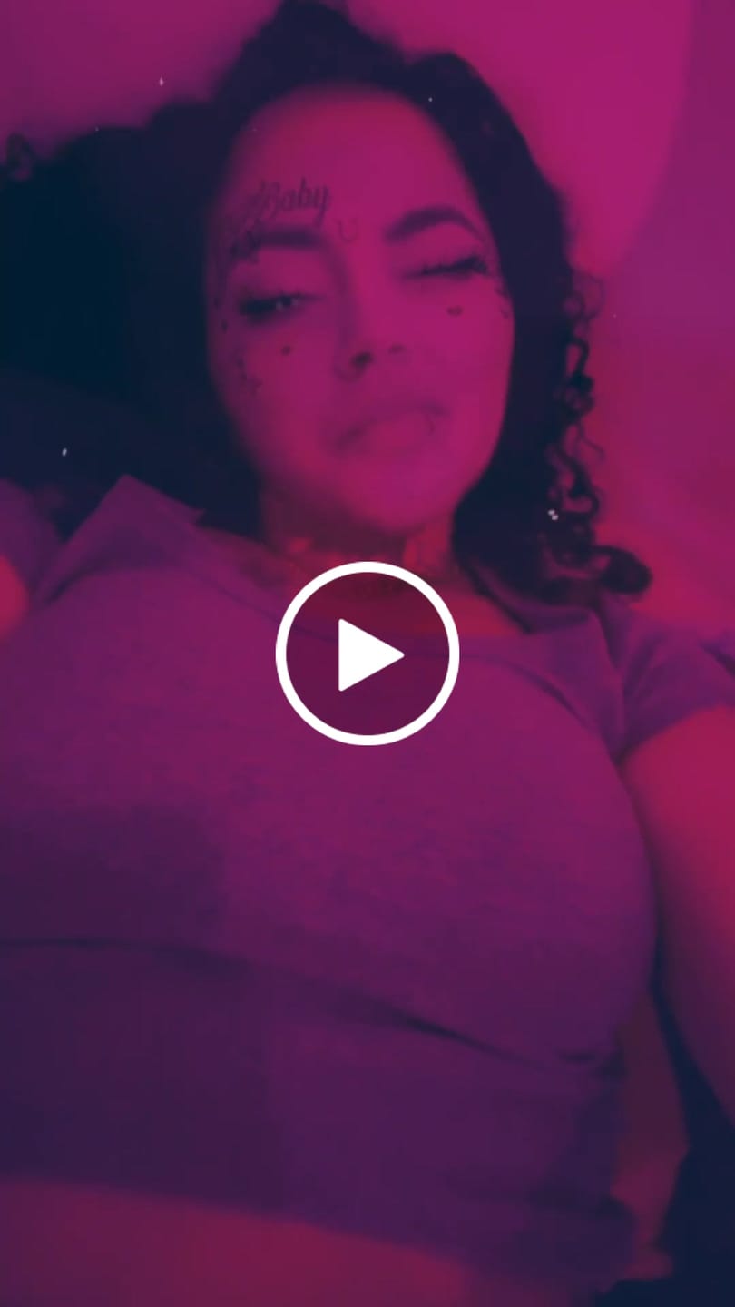 Customer video review of Body Splash - Skin Smoothing Body Oil (Vanilla Drip)