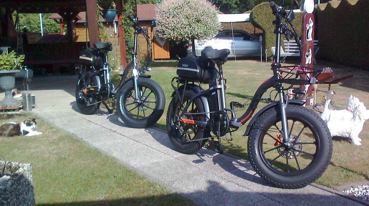 Customer photo review of Vakole Waterproof Bike Rack Bag With Large Capacity (17-35L)