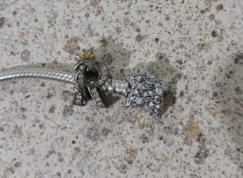 Customer photo review of Pulsera Estrella Diamantada