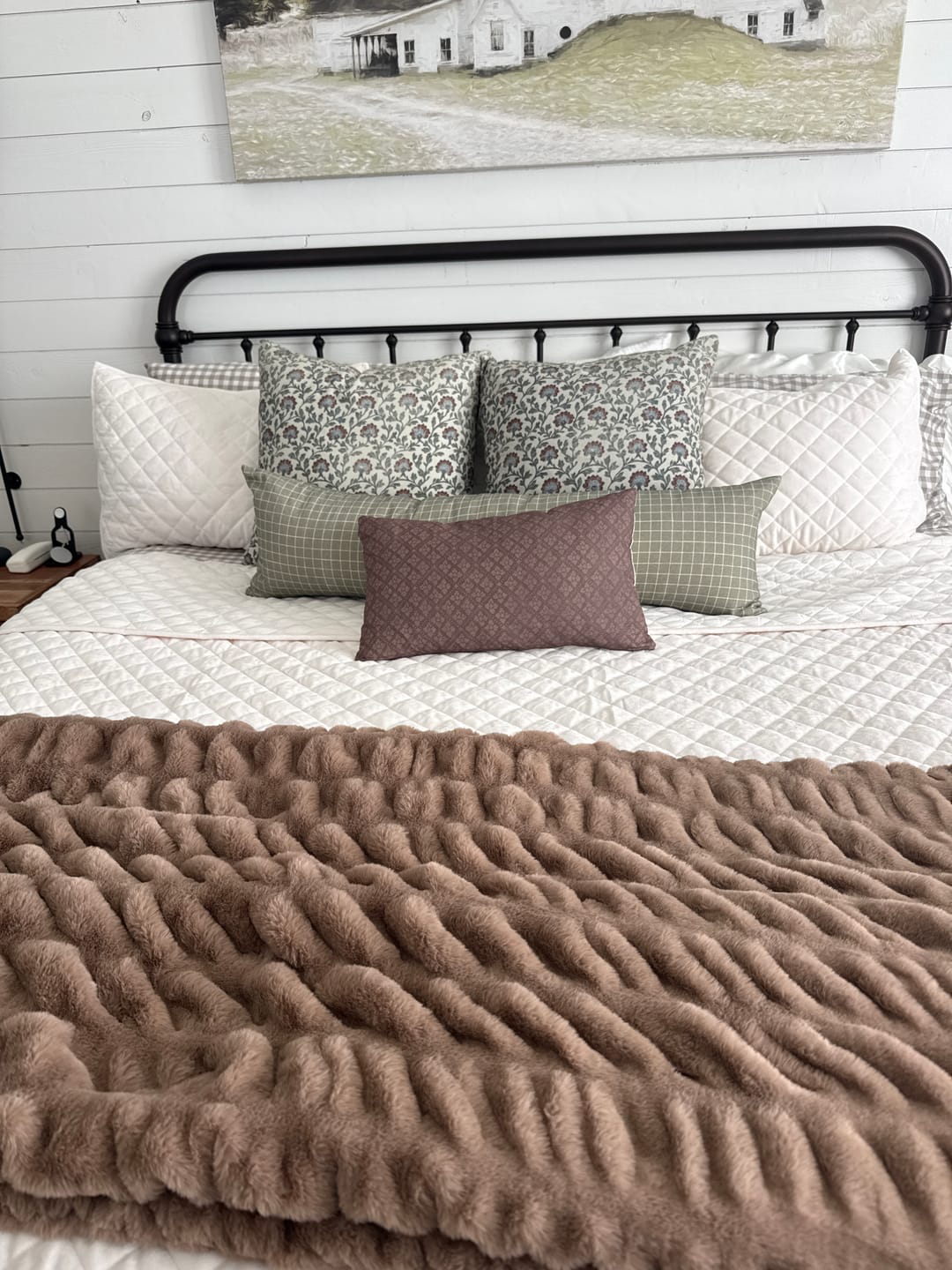 Customer photo review of Clem in Multicolor - 18" | 22"