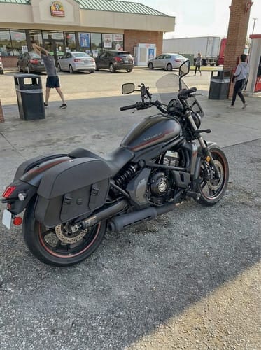 Customer photo review of 28L - Baelor Medium Hard Mount Kawasaki Vulcan S VN650 Motorcycle Saddlebags