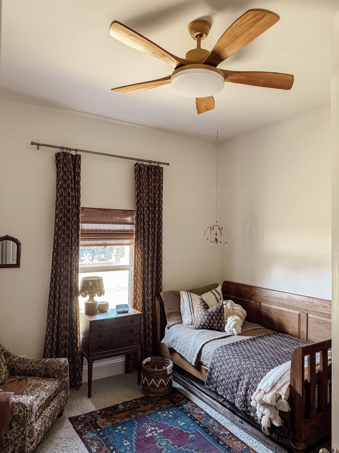 Customer photo review of WOMO Scandi Reversible Ceiling Fan With Dimmable Light By Remote-WM5002