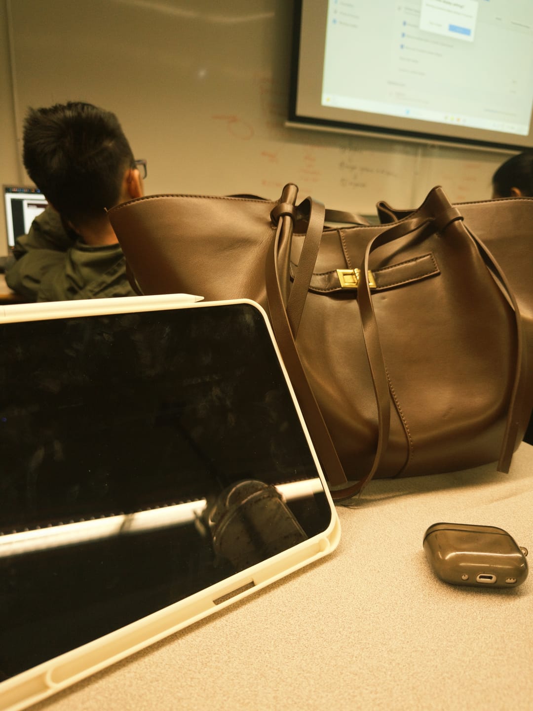 Customer photo review of Gerda Shopper Bag