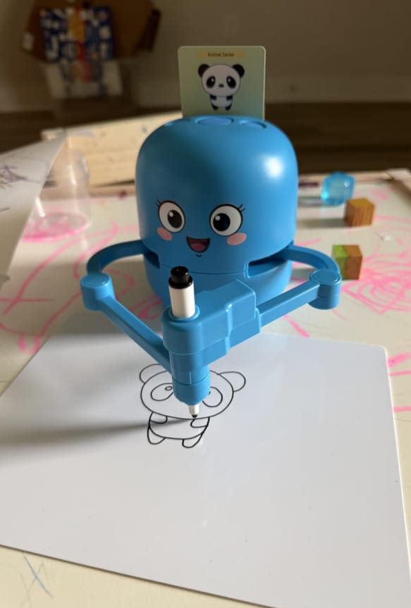 Customer photo review of SketchBot