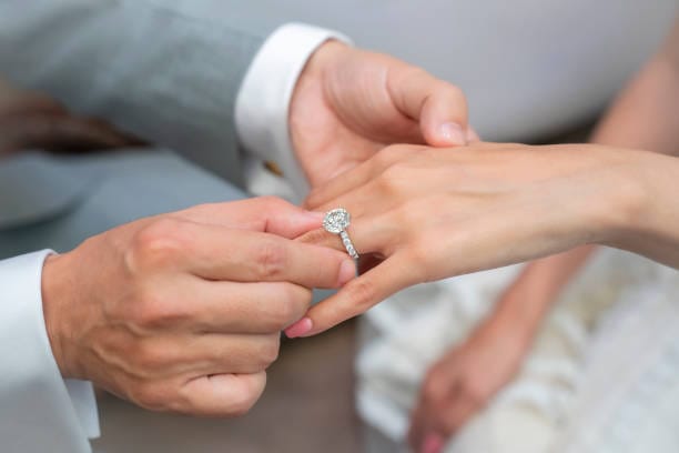 Customer photo review of Genevieve Solitaire 3.5 Carat Princess Cut Hidden Halo Lab Grown Diamond Ring in 10K White Gold