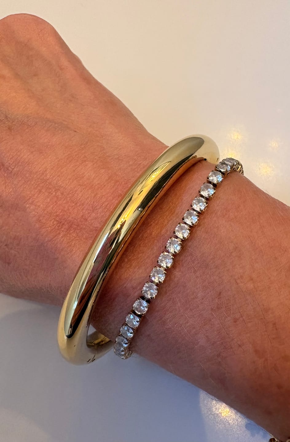 Customer photo review of Bold Oval Bangle